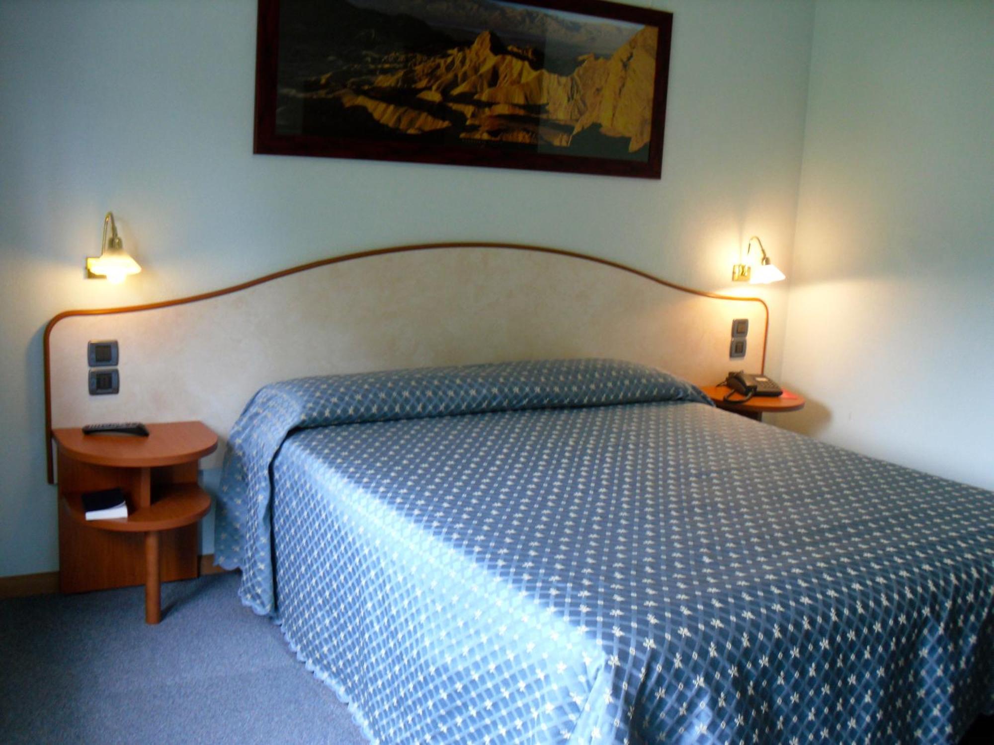 Garni Bellavista Hotel Calceranica al Lago Ngoại thất bức ảnh