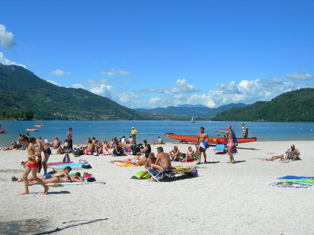 Garni Bellavista Hotel Calceranica al Lago Ngoại thất bức ảnh