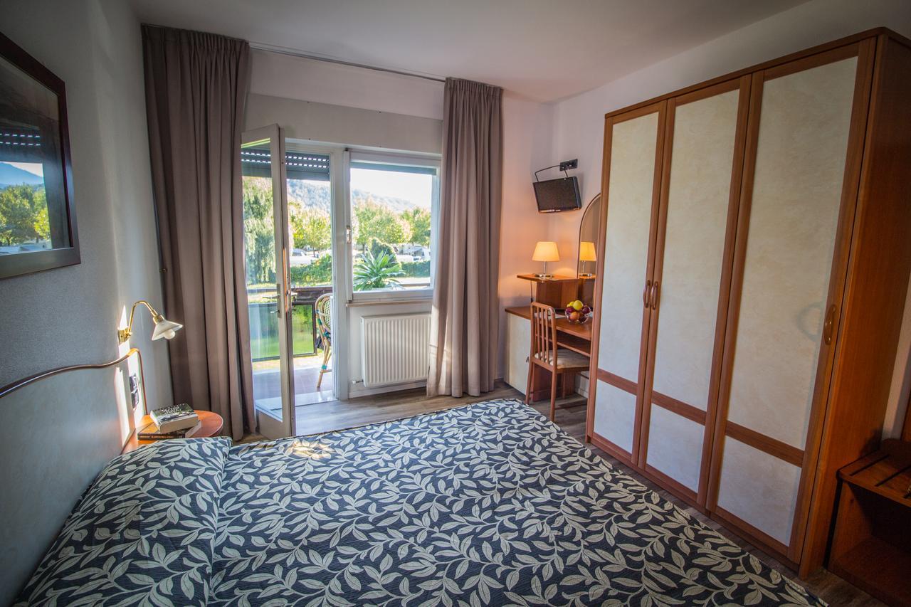 Garni Bellavista Hotel Calceranica al Lago Ngoại thất bức ảnh